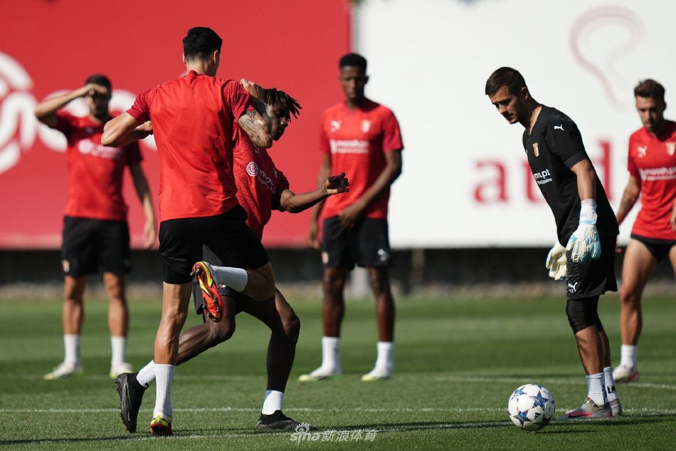 也说明他正 也说明他正